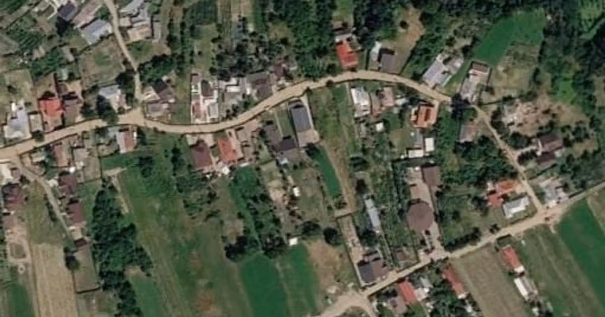 Teren agricol intravilan de vânzare de 120 mp, în Măgura