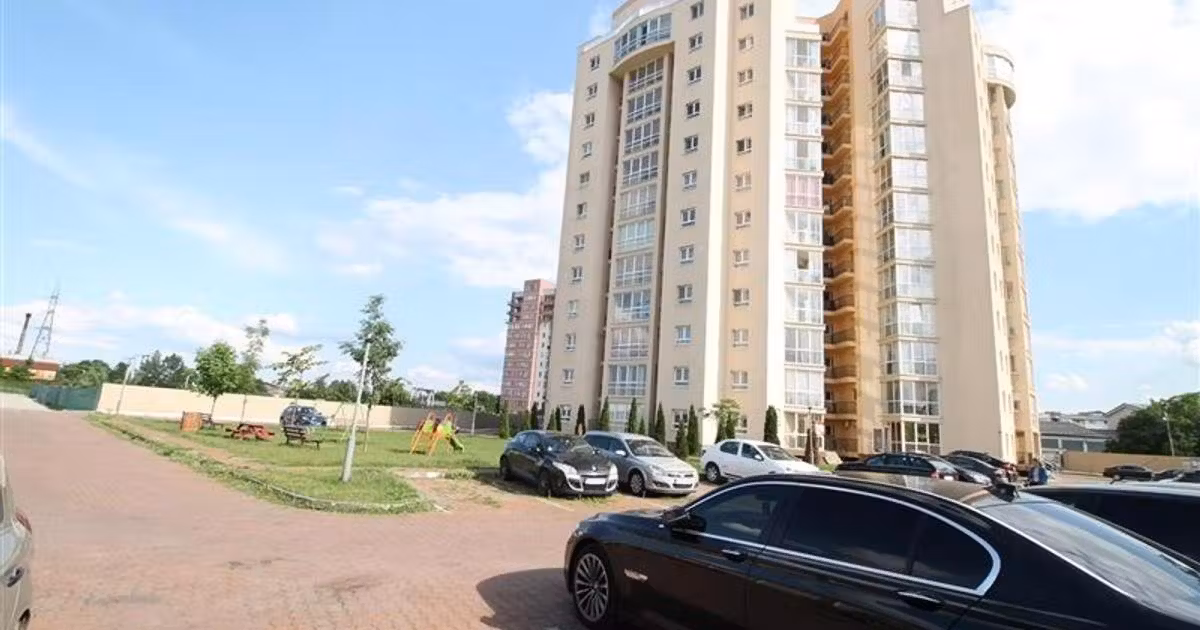 Apartament de vânzare cu 3 camere în zona Ștefan cel Mare, Bacău