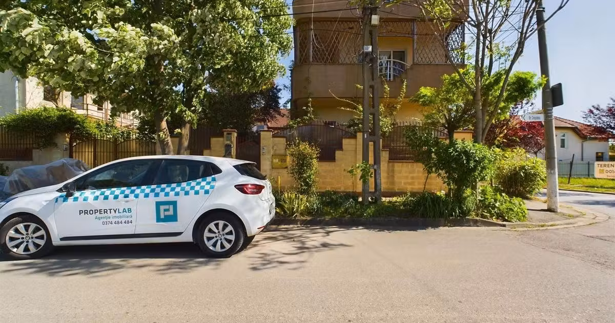 Casă individuală de vânzare cu 9 camere, mobilată în zona Dâmbovița, Timișoara