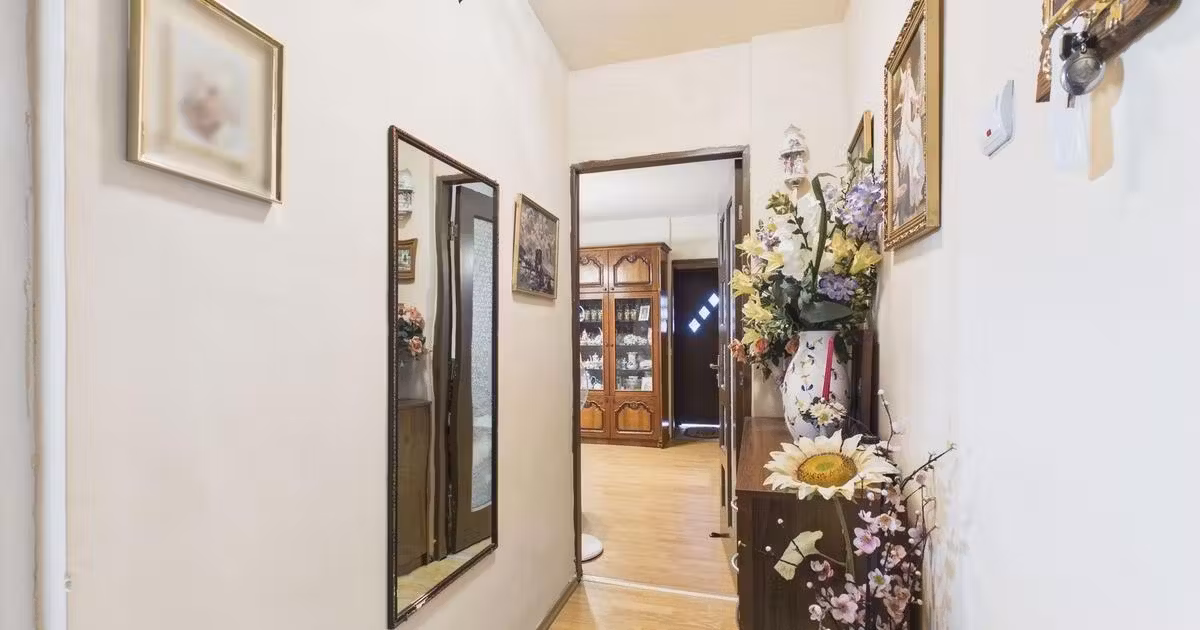 Apartament de vânzare cu 2 camere, mobilat în Deva