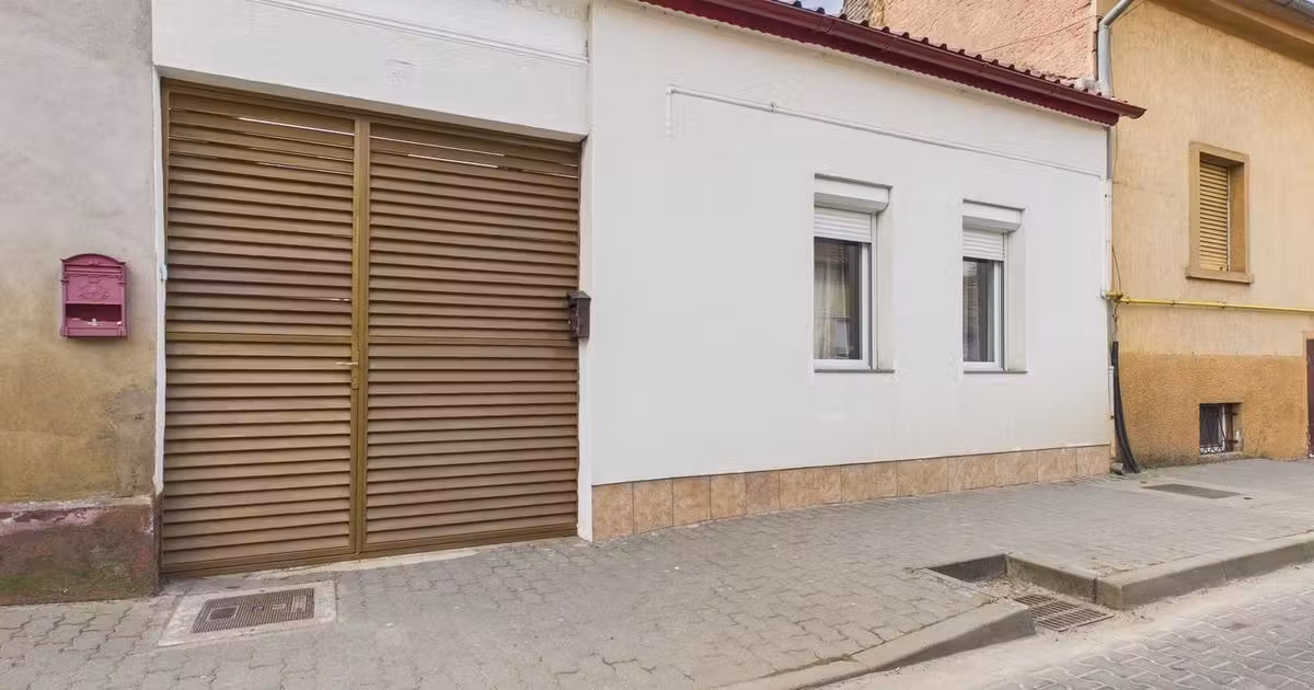 Apartament de vânzare cu 2 camere, mobilat în zona Central, Arad
