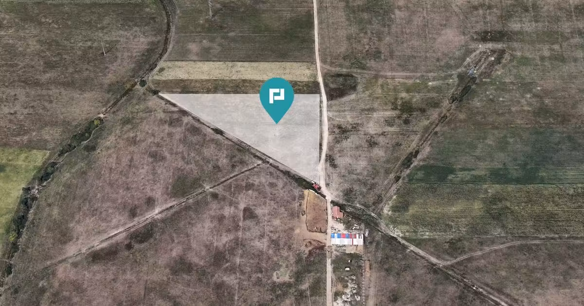Teren Construcții extravilan de vânzare de 4300 mp, în Giroc