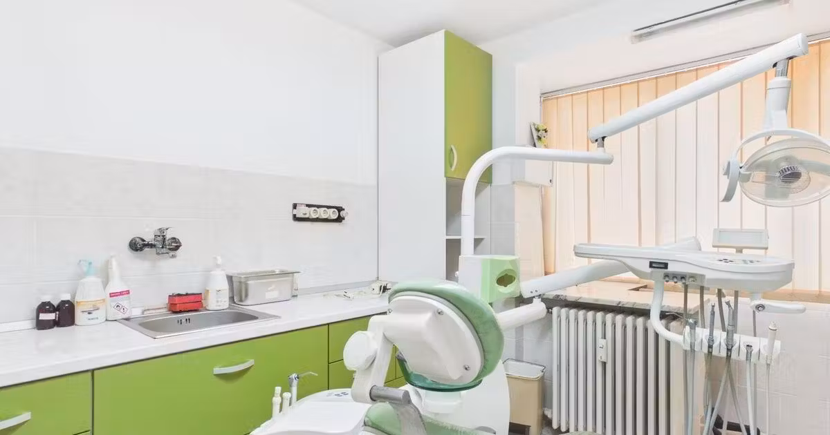 Apartament de vânzare cu 2 camere în zona Podgoria, Arad