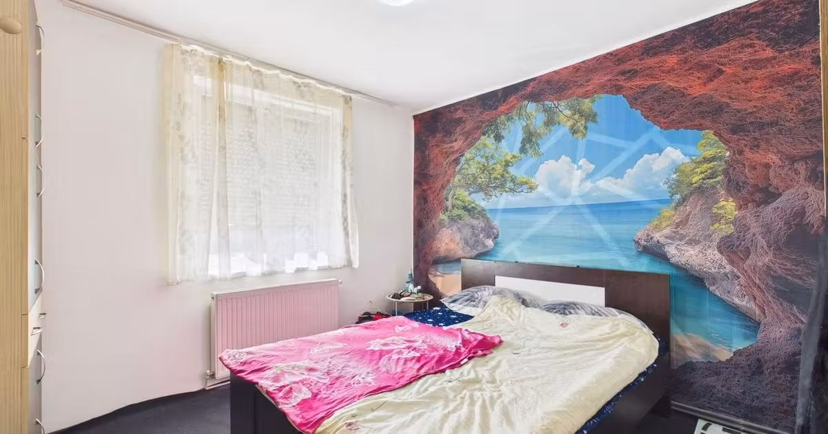 Apartament de vânzare cu 2 camere, mobilat în Zimandu Nou