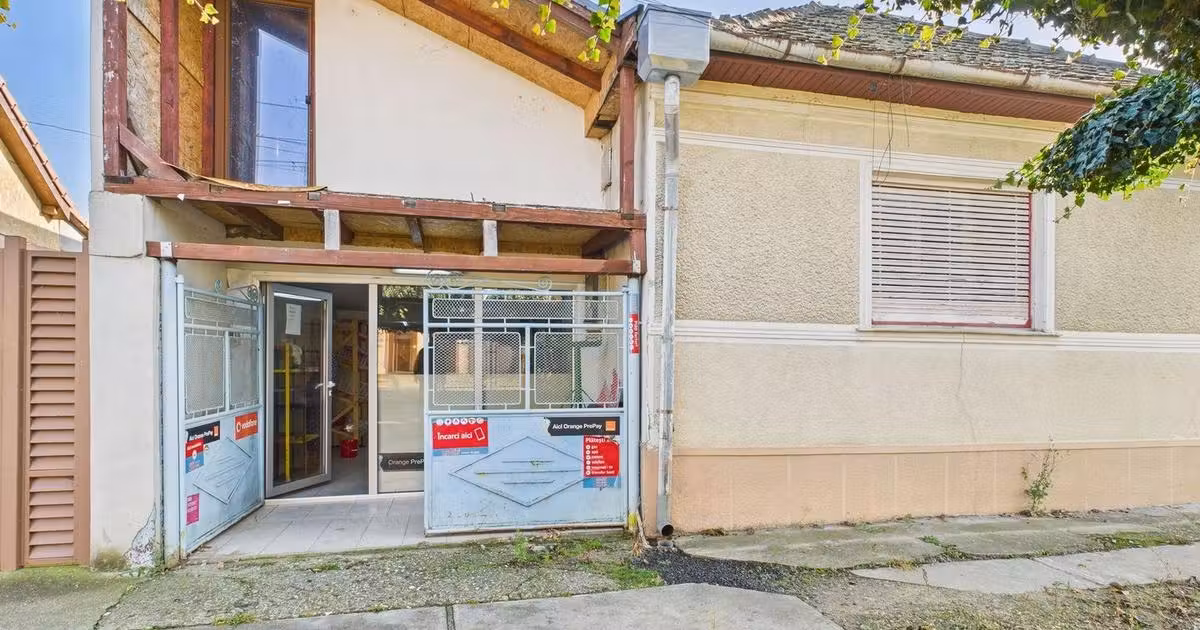 Casă individuală de vânzare cu 6 camere, mobilată în Ghioroc