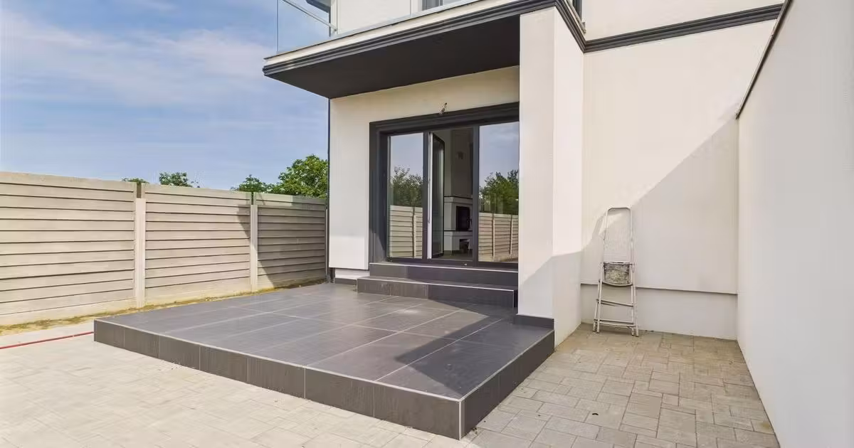 Apartament de vânzare cu 4 camere în Becicherecu Mic