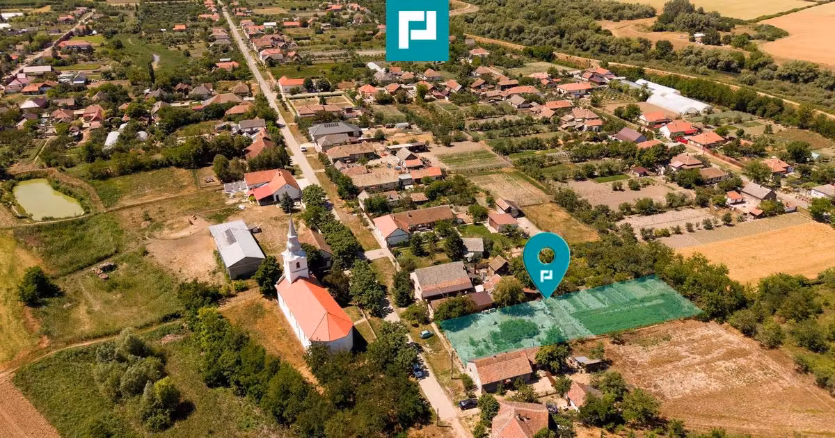Teren Construcții intravilan de vânzare de 1501 mp, în Iermata Neagră