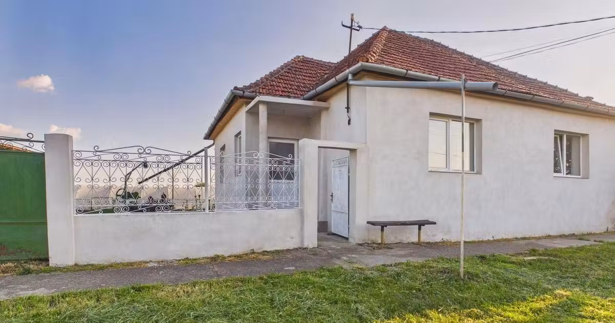 Casă individuală de vânzare cu 5 camere, mobilată în Olari