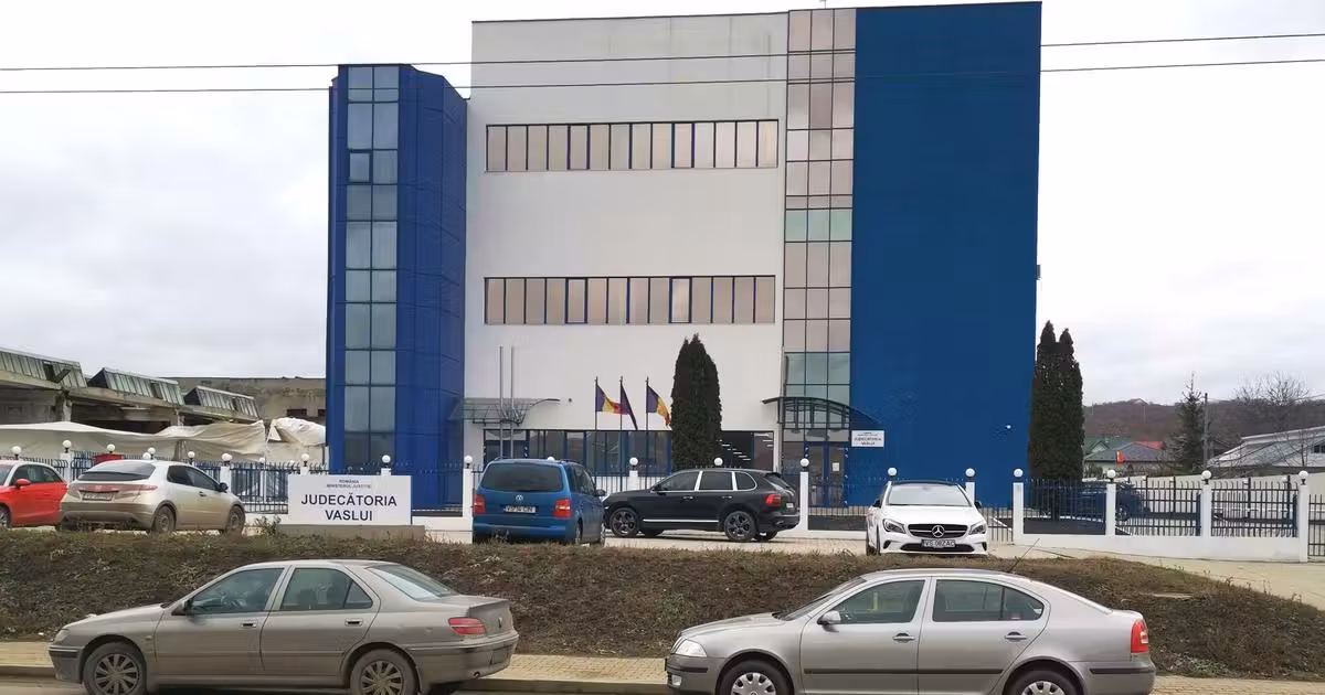 Birou · 5000 m², Nord, Vaslui