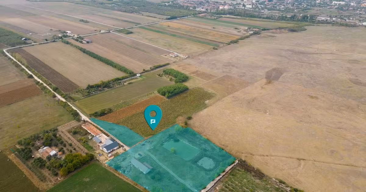 Teren agricol intravilan de vânzare de 13418 mp, în Chișineu-Criș