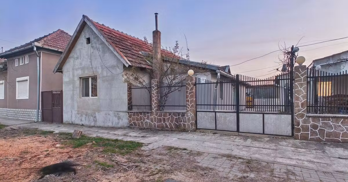 Casă individuală de vânzare cu 3 camere în Cermei