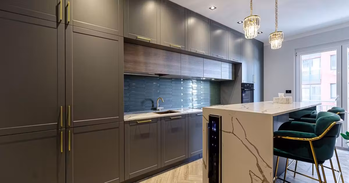 Apartament de vânzare cu 4 camere, mobilat în zona Banu Mărăcine, Arad