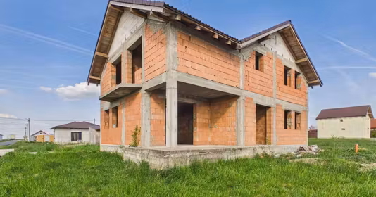 Casă Aluniș