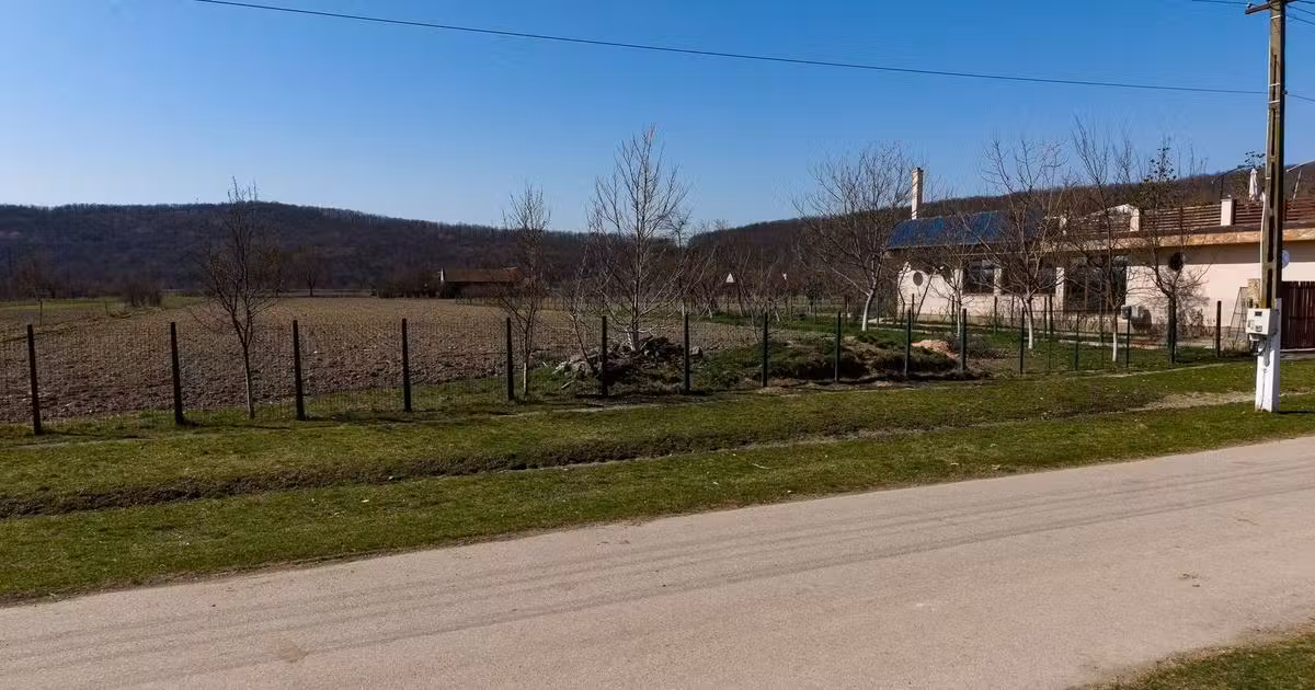 Teren Construcții intravilan de vânzare de 2970 mp, în Odvoș