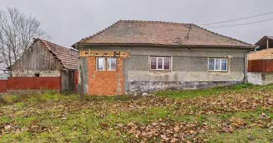 Casă Berindia