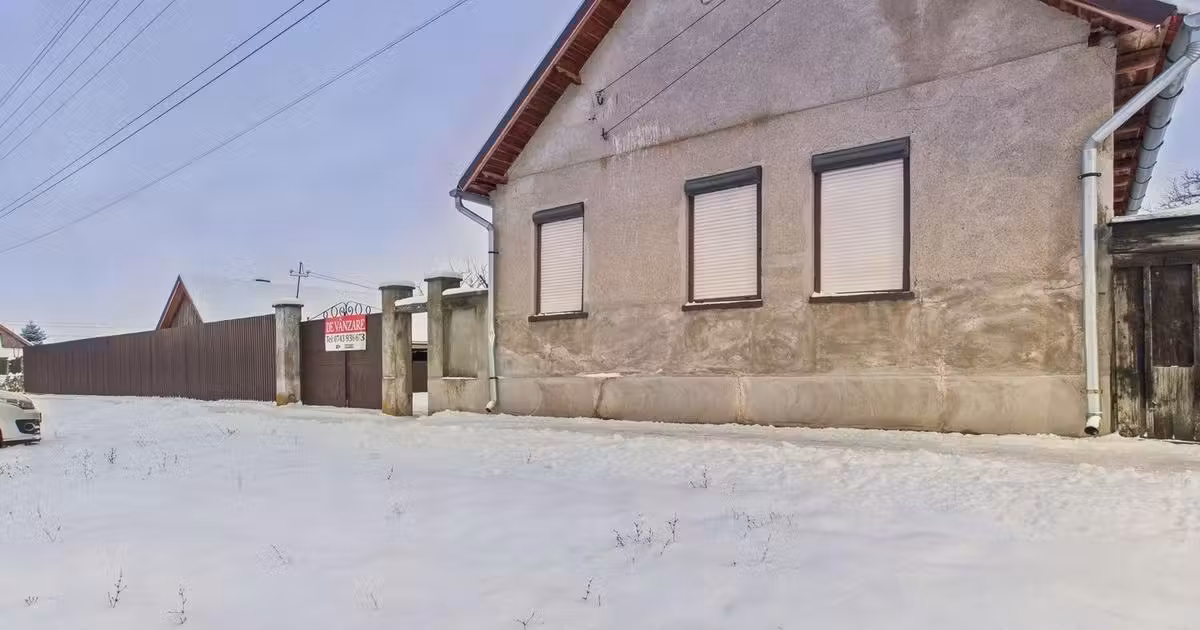 Casă individuală de vânzare cu 4 camere în Nădab