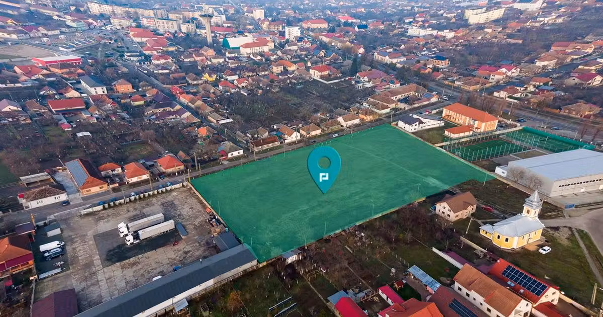 Teren Construcții intravilan de vânzare de 13524 mp, în Chișineu-Criș