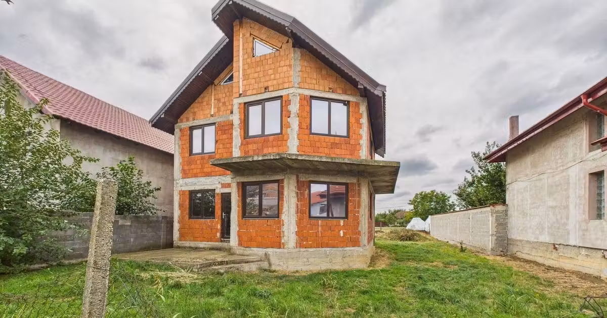 Casă individuală de vânzare cu 4 camere în Șagu