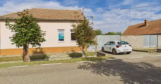 Casă Central
