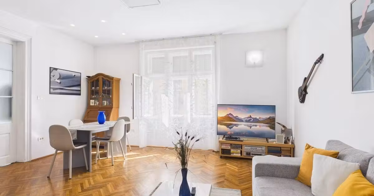 Apartament de vânzare cu 3 camere, mobilat în zona Central, Arad