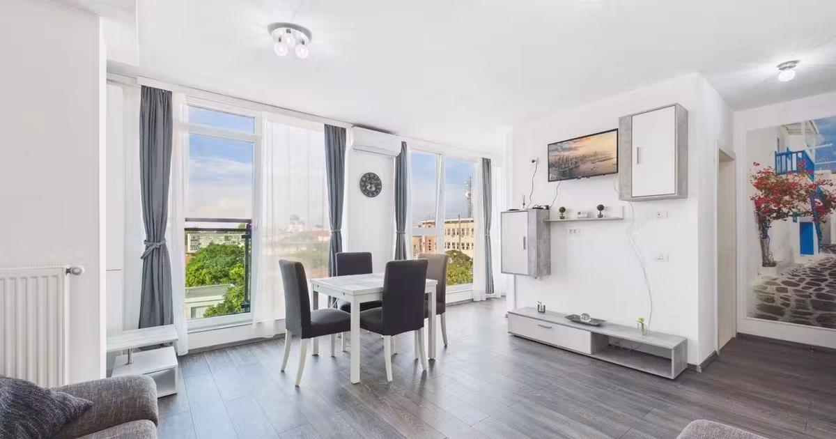 Apartament de vânzare cu 2 camere, mobilat în zona Ultracentral, Arad