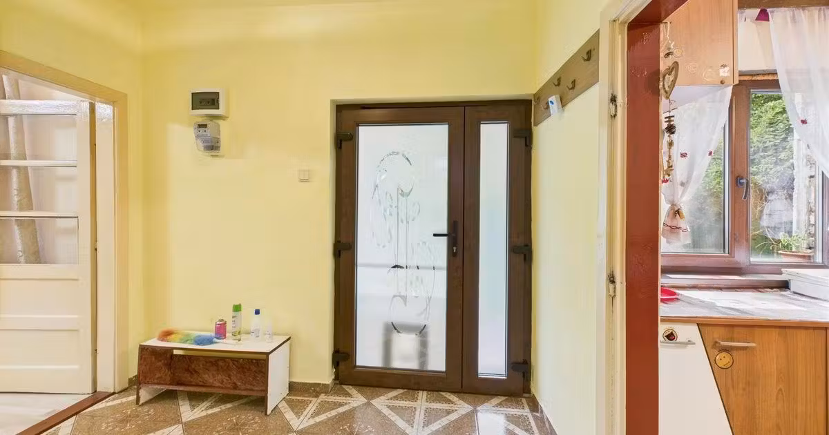 Casă individuală de vânzare cu 3 camere în zona Grădiște, Arad