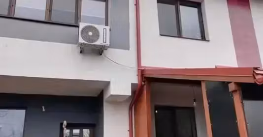 Casă Popești-Leordeni