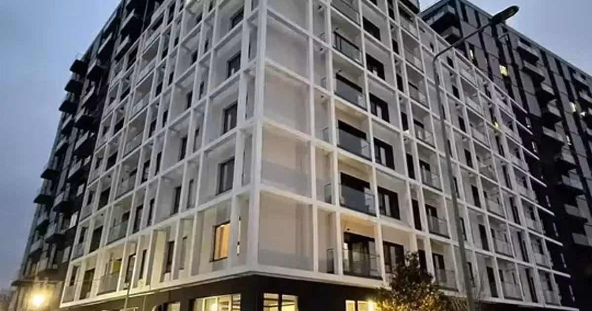 Garsonieră de vânzare, mobilată în zona Grozăvești, Sector 6