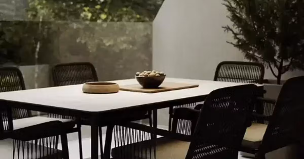 Apartament de vânzare cu 3 camere în zona Titan, Sector 3