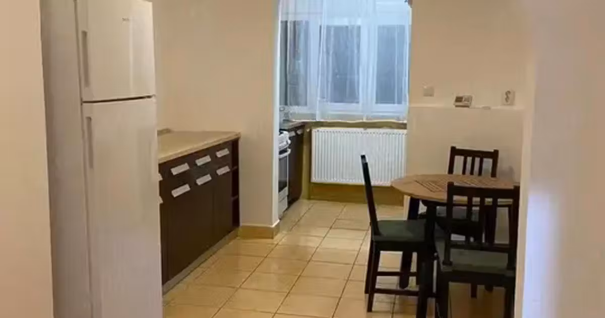 Apartament de vânzare cu 3 camere, mobilat în zona Apărătorii Patriei, Sector 4