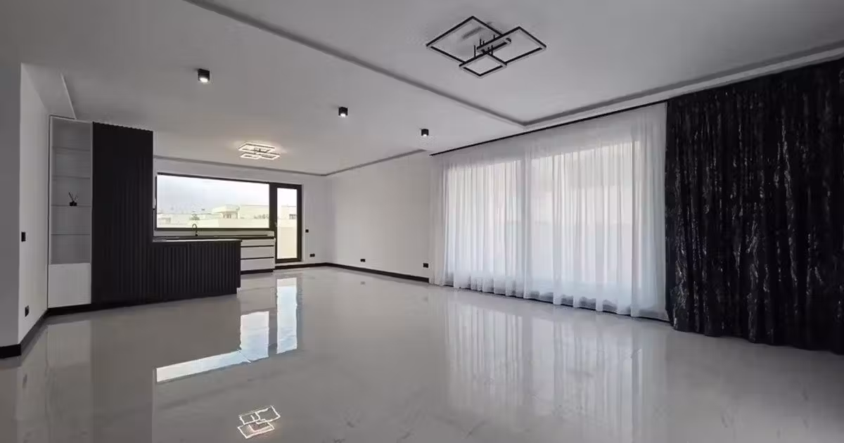 Penthouse de vânzare cu 3 camere în zona Titan, Sector 3