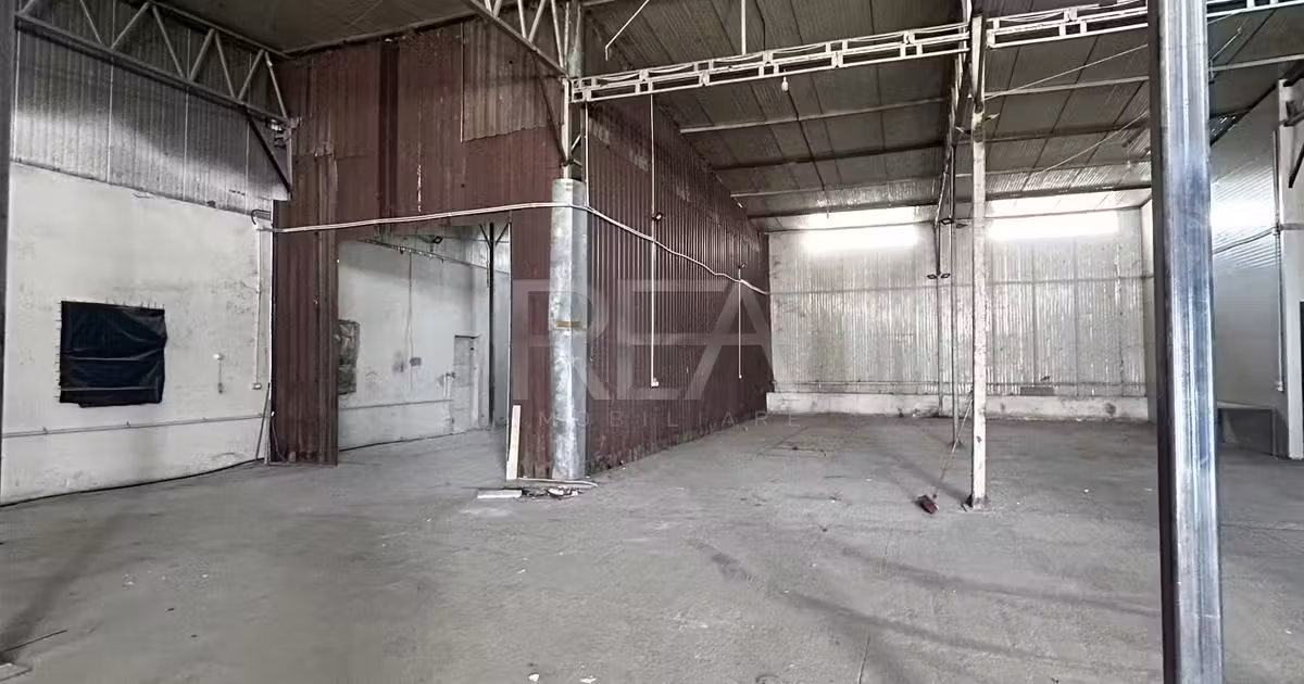 Spațiu industrial de vânzare de 550.00 mp, în Bragadiru