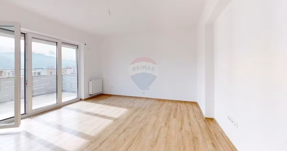 Apartament de vânzare cu 3 camere în zona Avantgarden, Brașov
