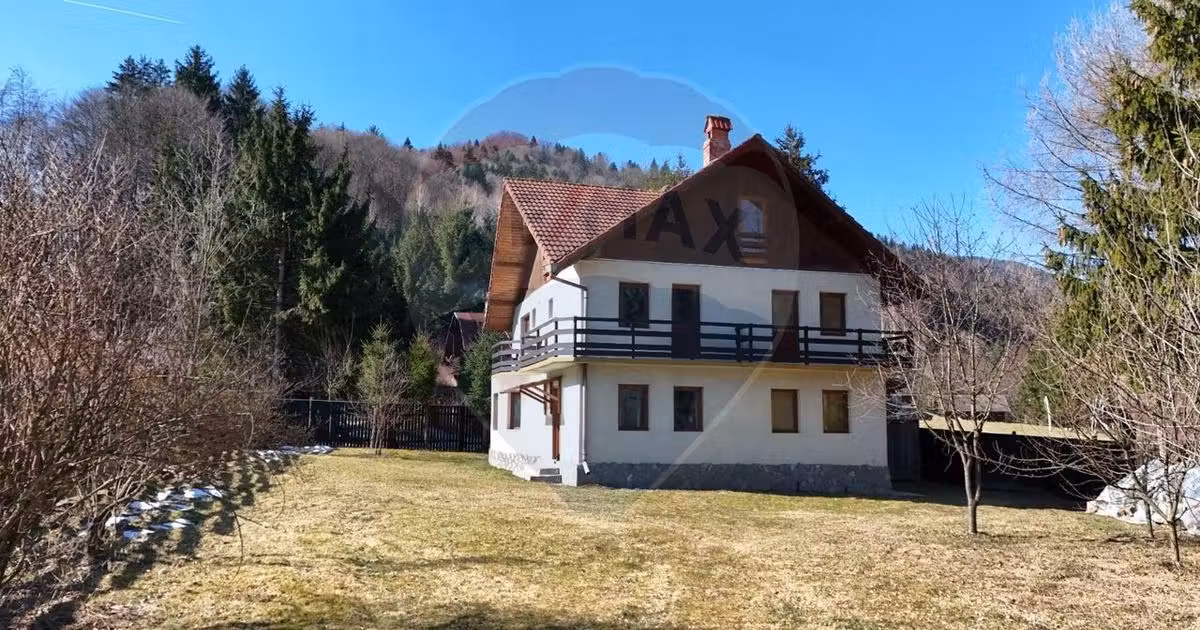 Casă de vânzare cu 7 camere în Zărnești
