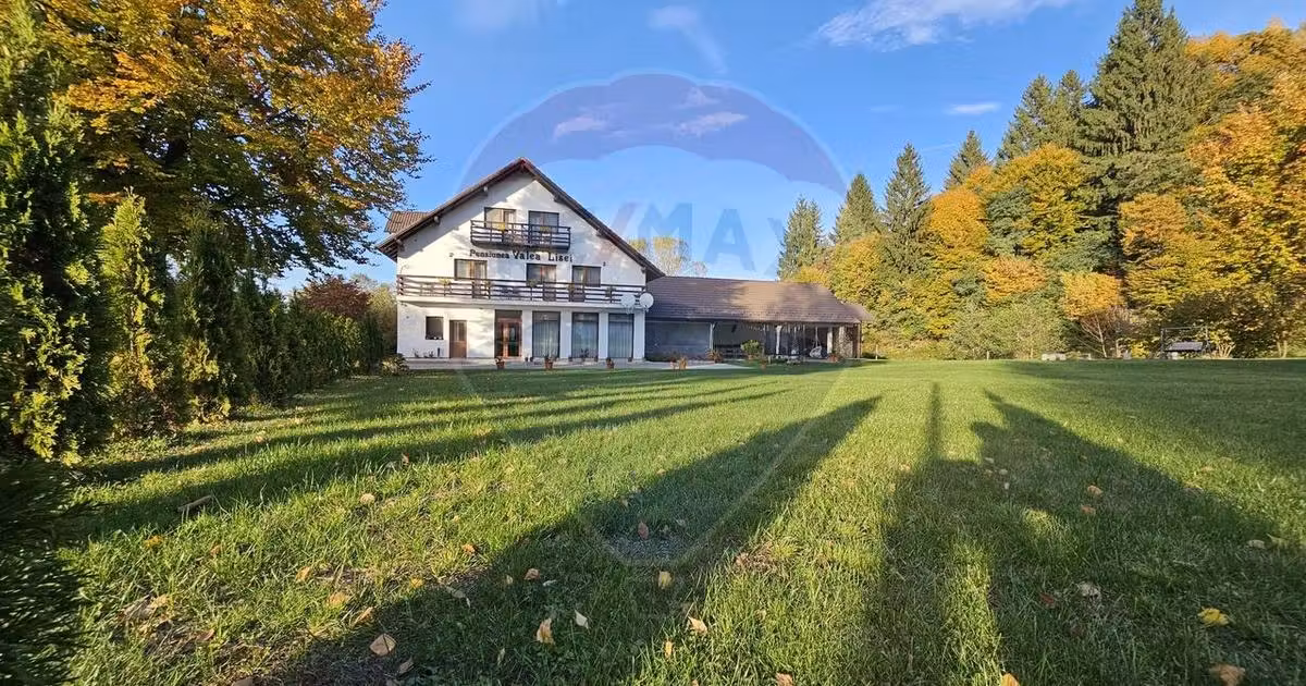 Hotel/Pensiune de vânzare în Lisa