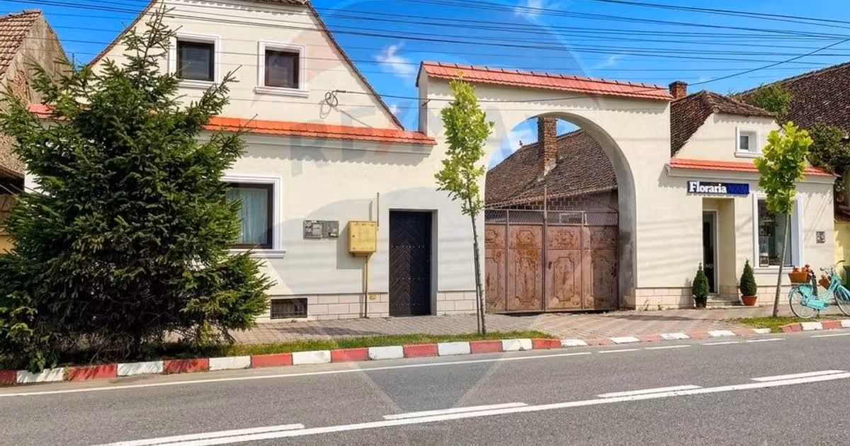 Casă individuală de vânzare cu 5 camere în Ghimbav