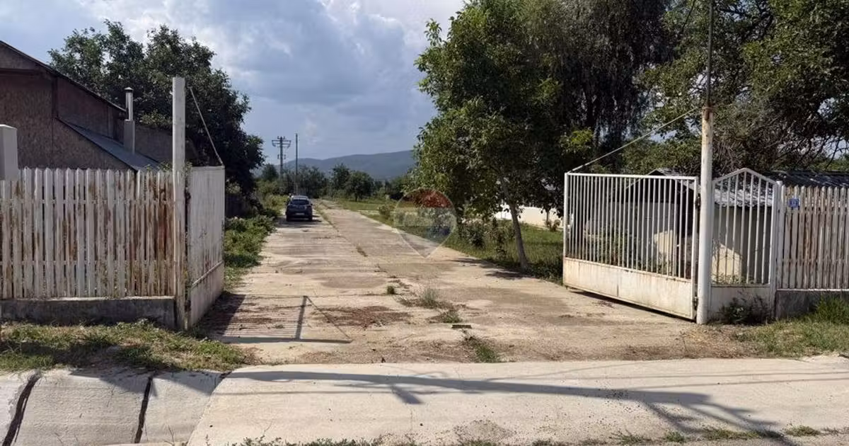Spațiu industrial de vânzare de 310 mp, în Odobești