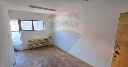 Spațiu comercial Decebal