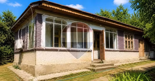 Casă Crucea de Piatră