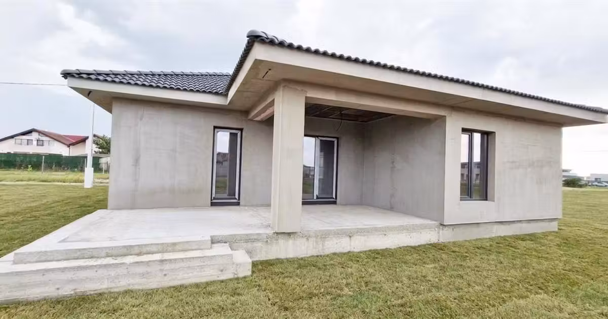Casă de vânzare cu 4 camere în Cihei