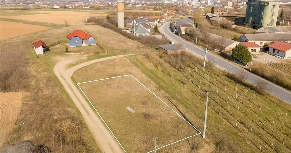 Teren intravilan de vânzare de 897 mp, în Abrămuț