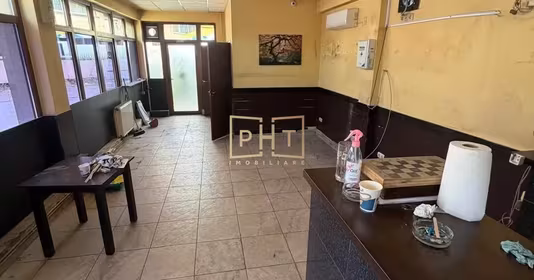 Spațiu comercial Florești