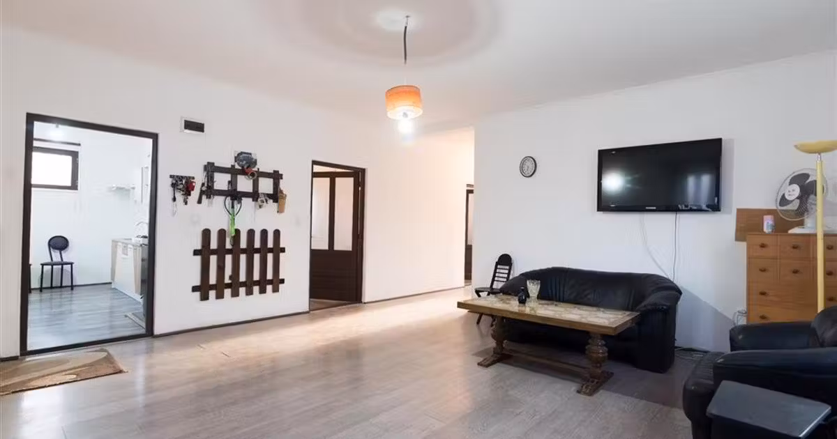 Casă individuală de vânzare cu 3 camere în Sântimreu