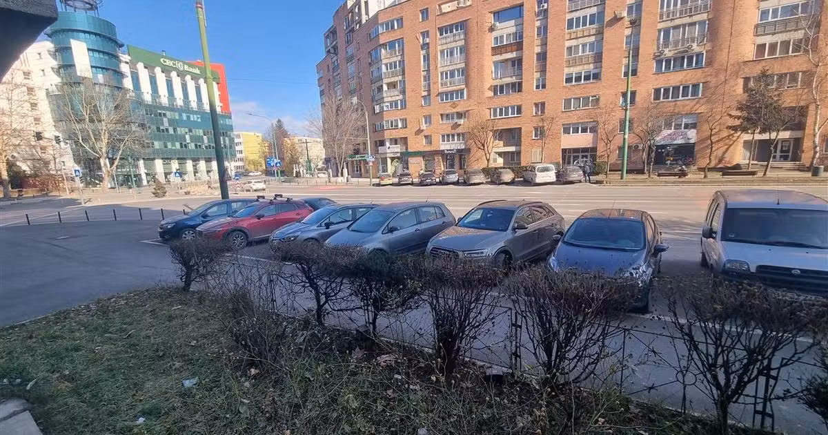 Apartament de vânzare cu 2 camere, mobilat în zona Centrul Civic, Brașov