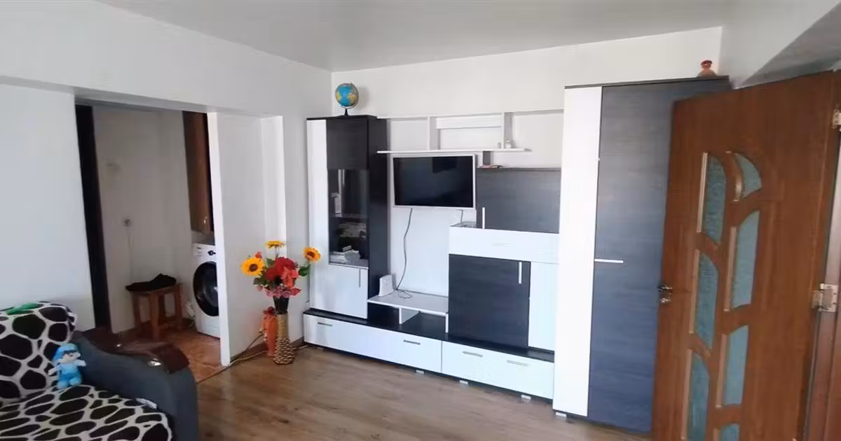 Apartament de vânzare cu 2 camere, mobilat în zona Unirii Sud, Buzău