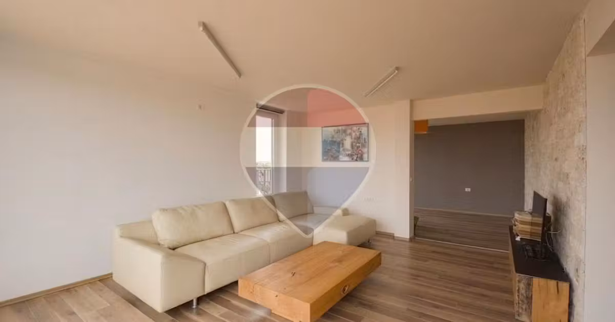 Penthouse de vânzare cu 3 camere, mobilat în zona Braytim, Timișoara