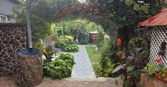 Casă Berzasca