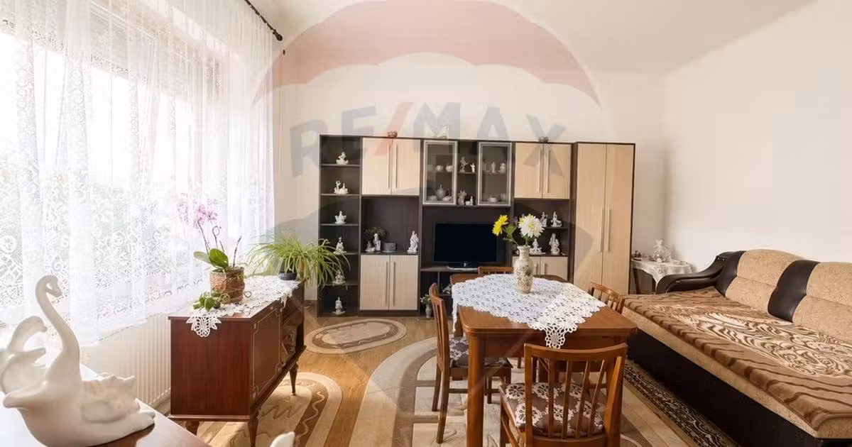 Duplex de vânzare cu 4 camere în Bod