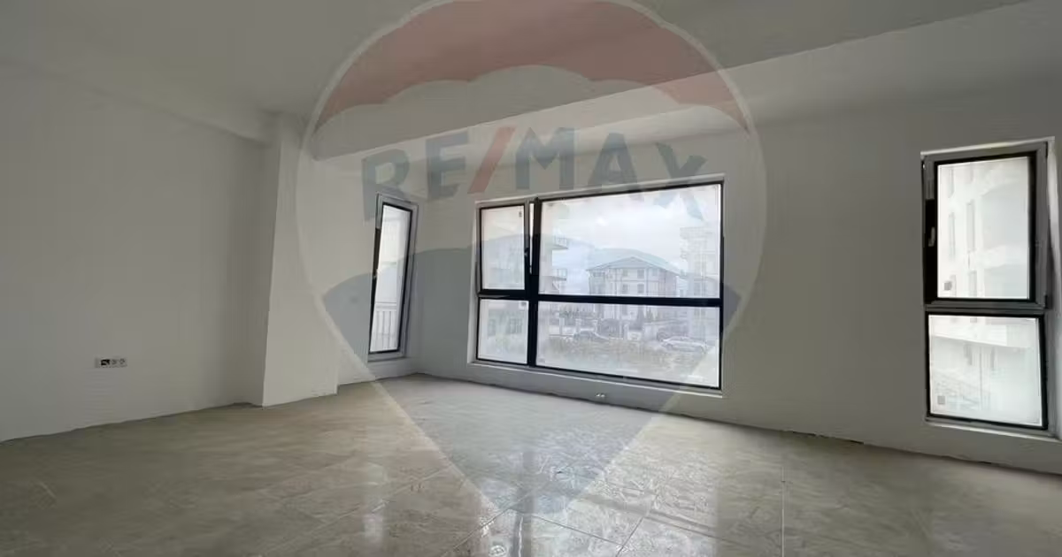Apartament de vânzare cu 2 camere în Mamaia-Sat