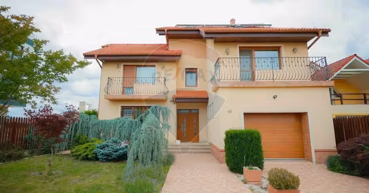 Casă Nufărul